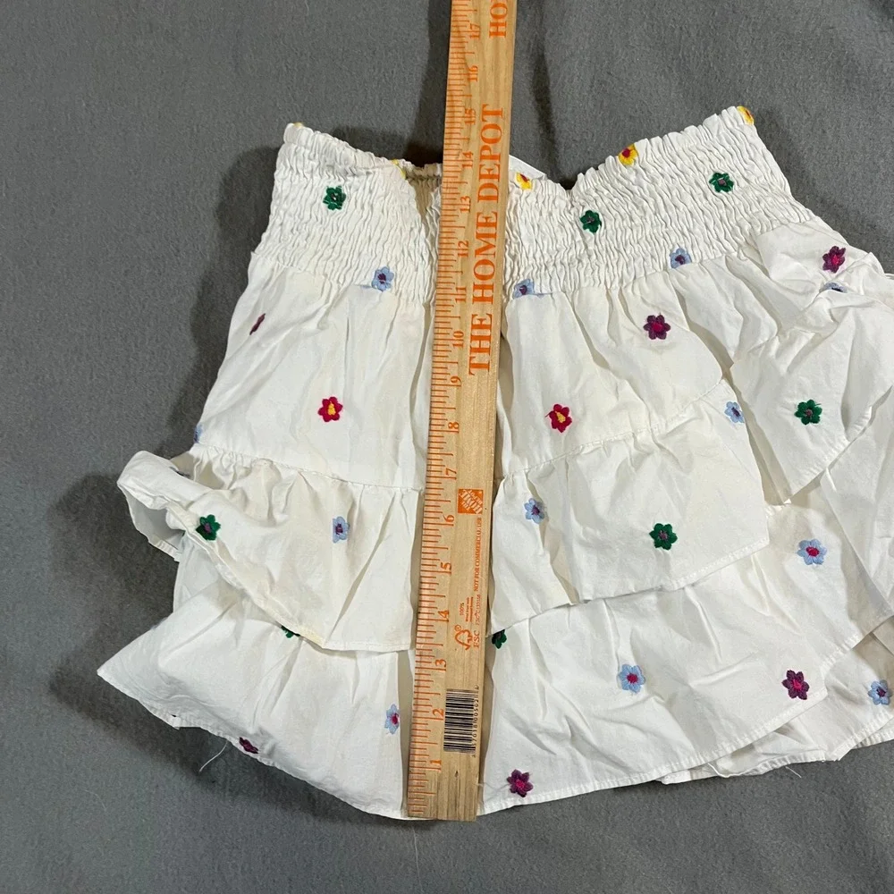 Indie Collection‎ White Ruffle Mini Skirt Medium Smocked Waist Floral Embroidery